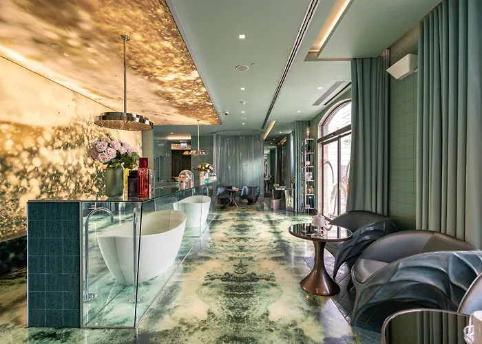 Wc By The Beautique sAlbergo